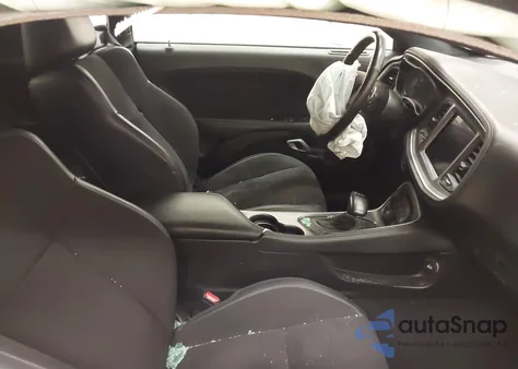 2021 Dodge Challenger R/T z USA, uszkodzony, nr VIN 2C3CDZBTXMH510164